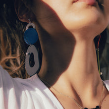 Load image into Gallery viewer, Swim in the Blues Earrings
